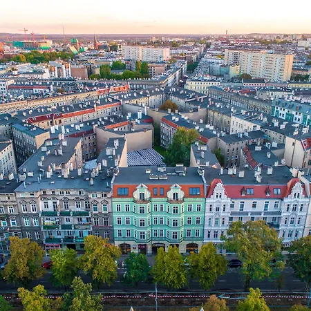 Platinum Apartamento 3*